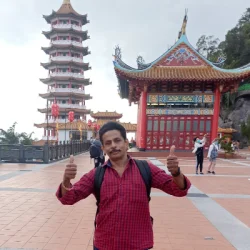 Dr YOGANAATHAN G M