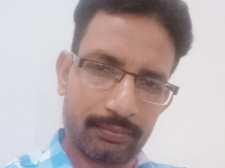 Dr Vikas Sarser