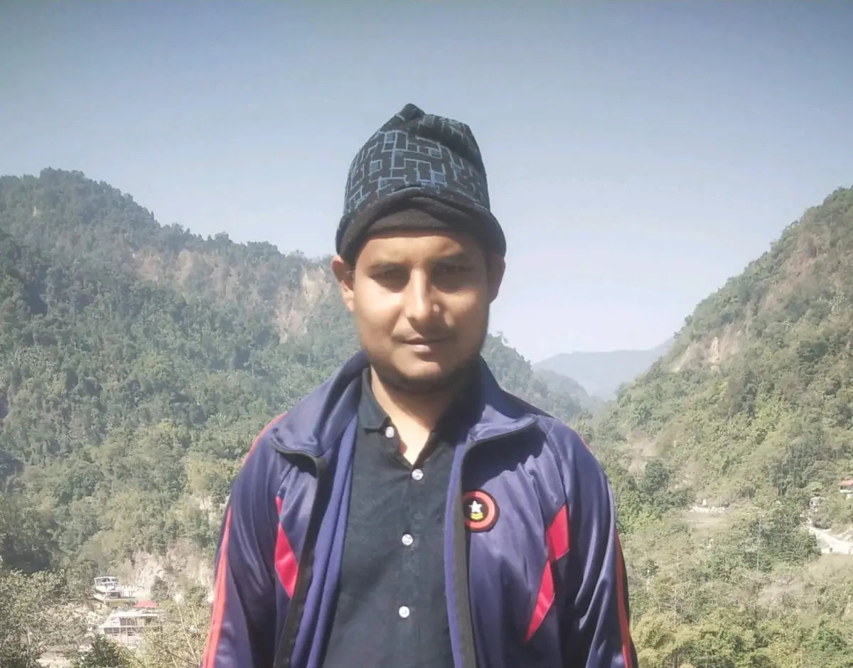 Murad H