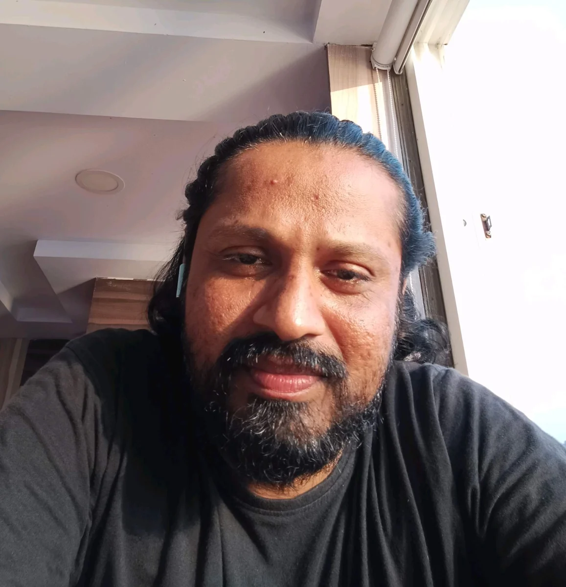 V Naresh