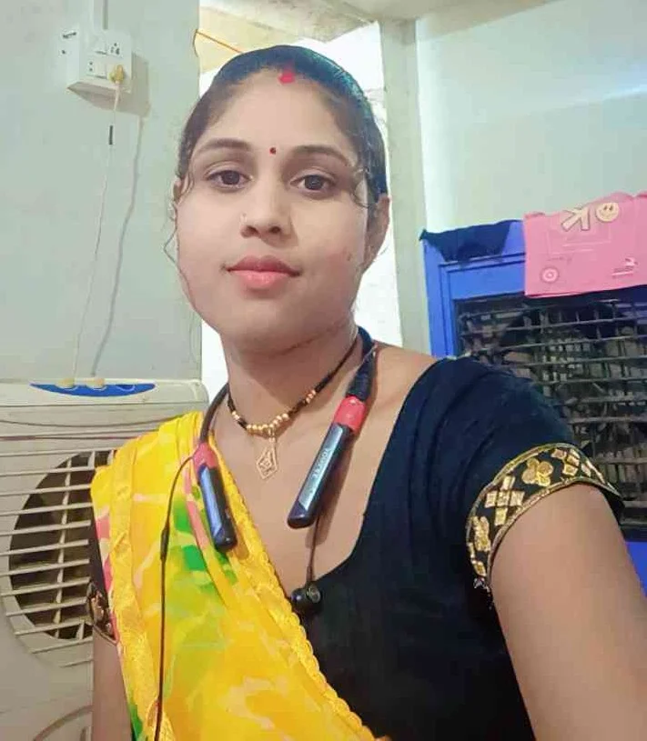 Mrs Aarti kurmi