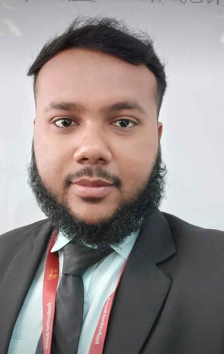 Shadab Momin